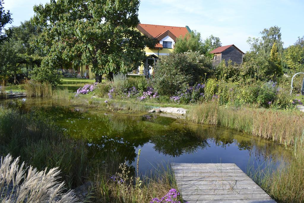 Hotel Burgen Landhaus Gols Exterior foto